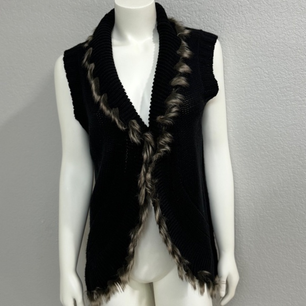 NY Collection Sweater Vest with Faux Fur Accents